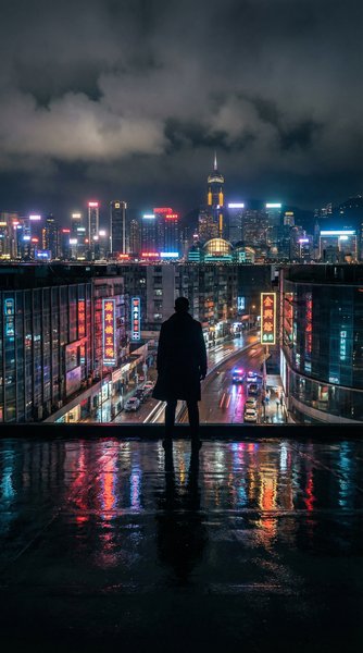 《霓虹暗影》高清视频海报